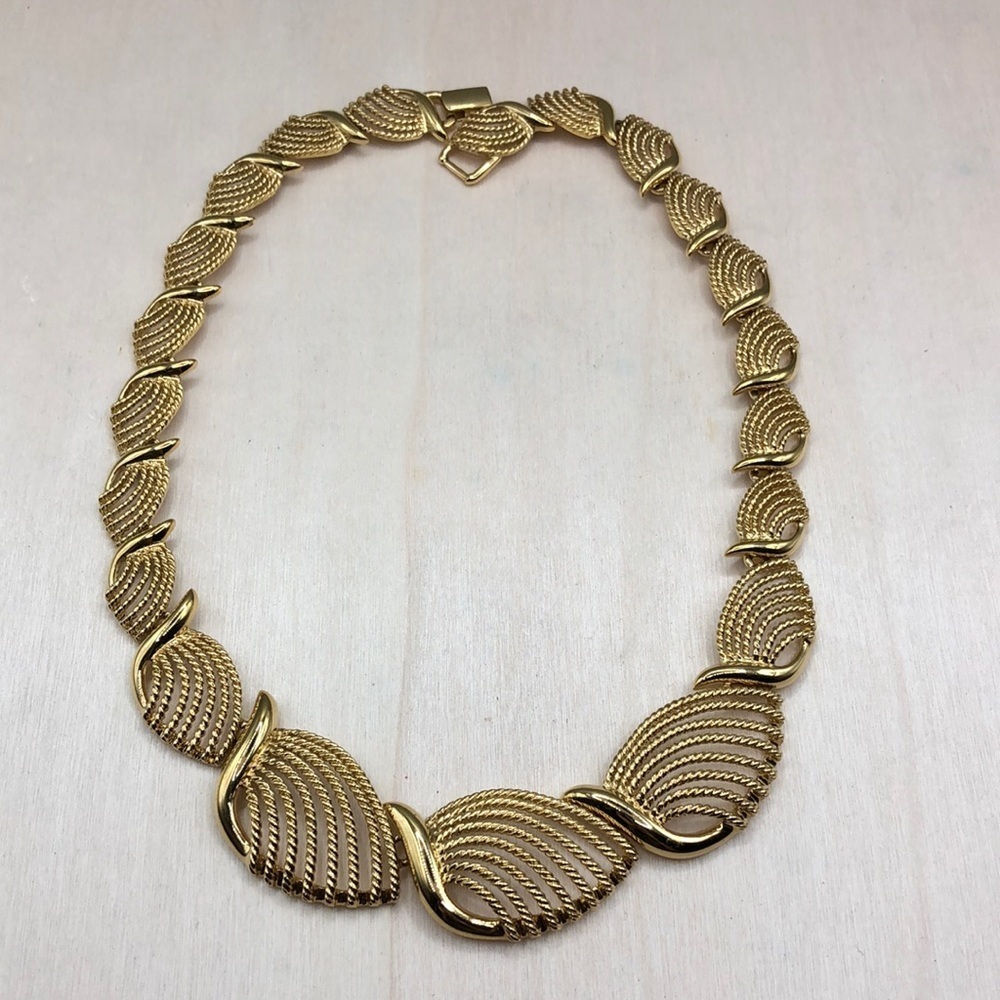 Vintage Napeir chunky chain link metal necklace statement style.